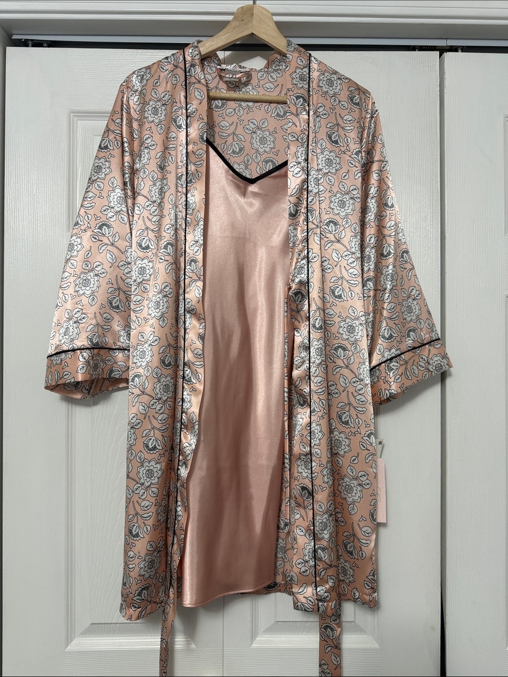 Linea Donatella Blush/pink Floral Satin Robe with Slip